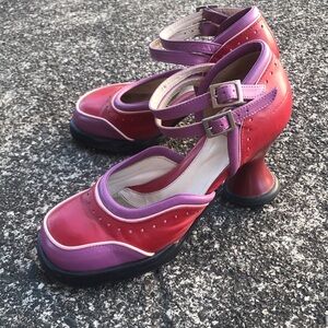 Fluevog Q-tee Womens 7.5